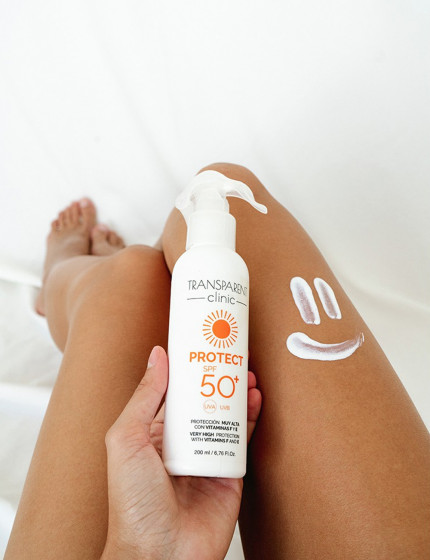 Transparent Clinic Protect Protect SPF50+ Spray - Солнцезащитный спрей для лица и тела SPF50+ - 1