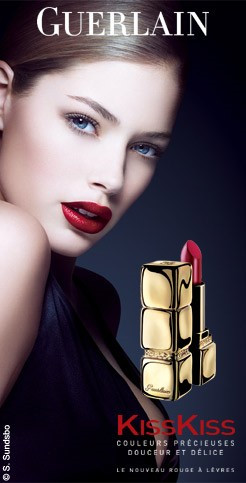 Guerlain Kiss Kiss - Губная помада - 1