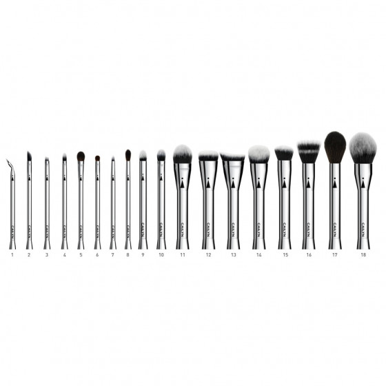 Cailyn 17 Icone Tapered Face Brush - Профессинальная кисть для лица - 1