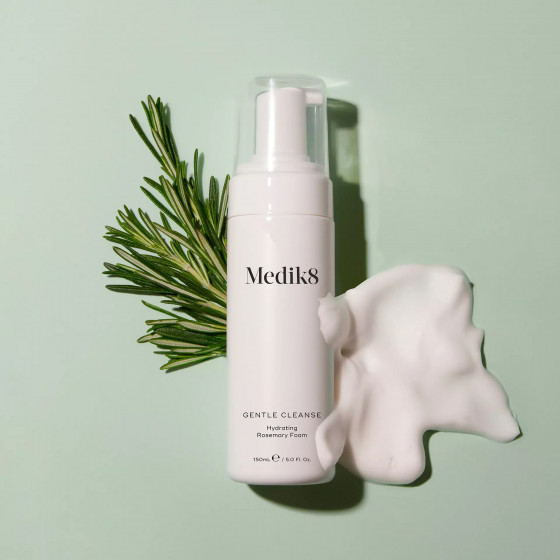 Medik8 Gentle Cleanse Hydrating Rosemary Foam - Увлажняющая очищающая пенка для всех типов кожи - 3