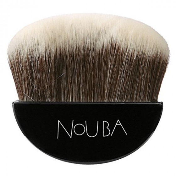 Nouba Blushing Brush - Косметическая кисточка