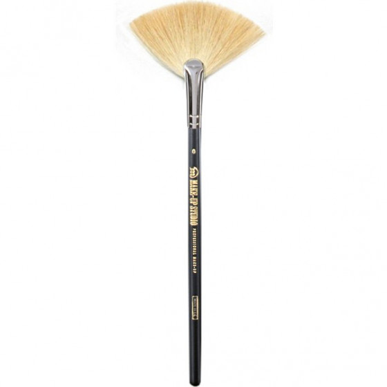 Make-Up Studio Fan Shaped Brush Nero Nr.8 - Кисть-веер