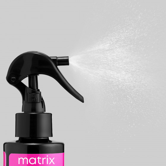 Matrix Total Results Keep Me Vivid Color Lamination Spray - Спрей-ламинатор для запечатывания цвета ярких окрашенных волос - 1