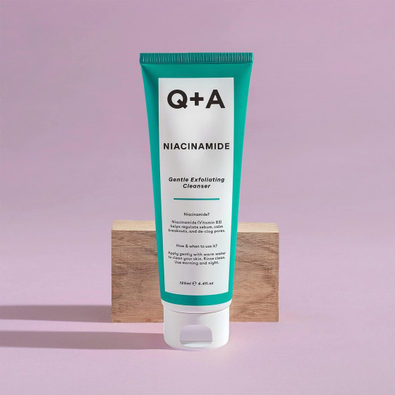 Q+A Niacinamide Gentle Exfoliating Cleanser - Отшелушивающий гель для лица с ниацинамидом - 2