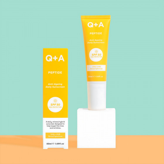 Q+A Peptide Anti-Ageing Daily Sunscreen SPF50 - Антивозрастной солнцезащитный крем для лица - 3