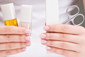 Как правильно стерилизовать и дезинфецировать инструменты для маникюра