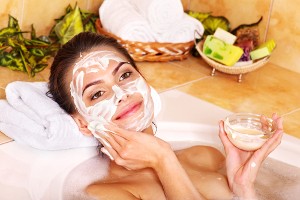 8 салонных процедур, которые можно сделать дома