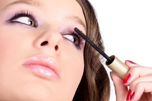 История появления туши для ресниц