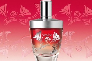 Azalée — эликсир очарования и любви от Lalique (Лалик)